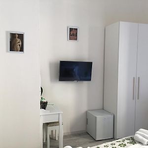 Budget Kamer met een King Size Bed